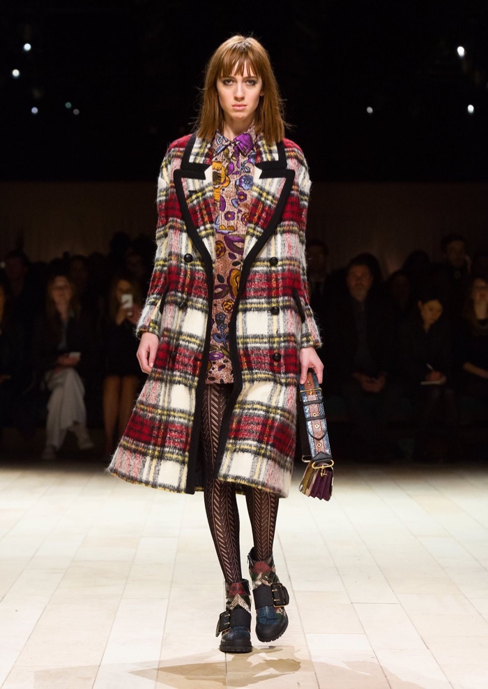 Burberry-2016-Fall-Winter-Runway16.jpg